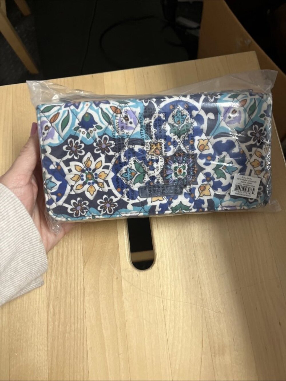 Vera Bradley RFID Wallet Crossbody - Lisbon Medallion Cool Print